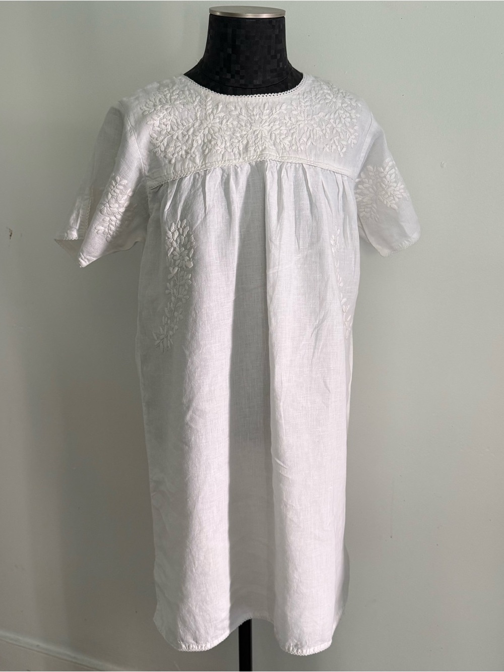 Roller Rabbit White Garment - Picture 2 of 12